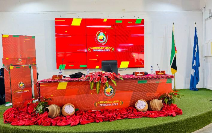 Feizal Sidat: “Estamos no bom caminho para o desenvolvimento do futebol”